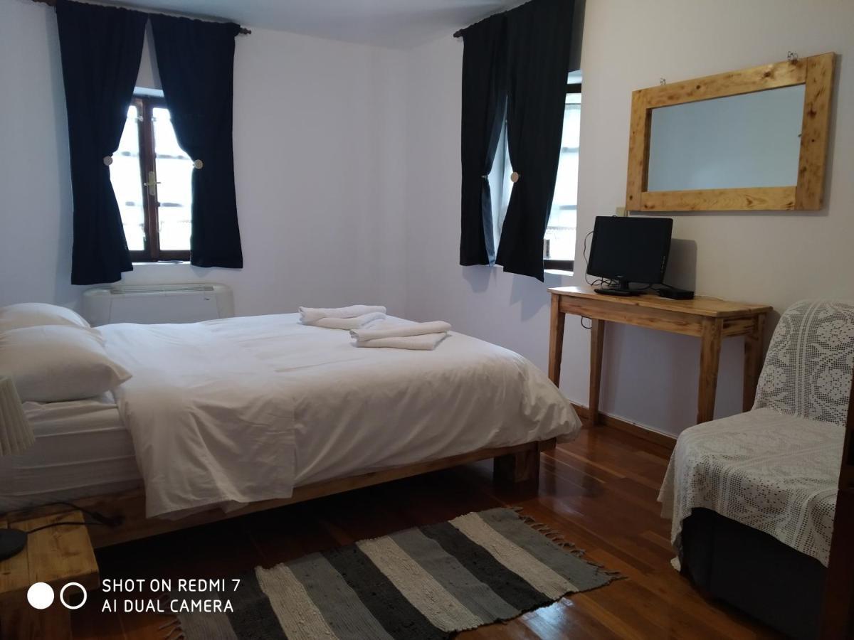 Xenonas Souliou Hotel Samonida Ngoại thất bức ảnh