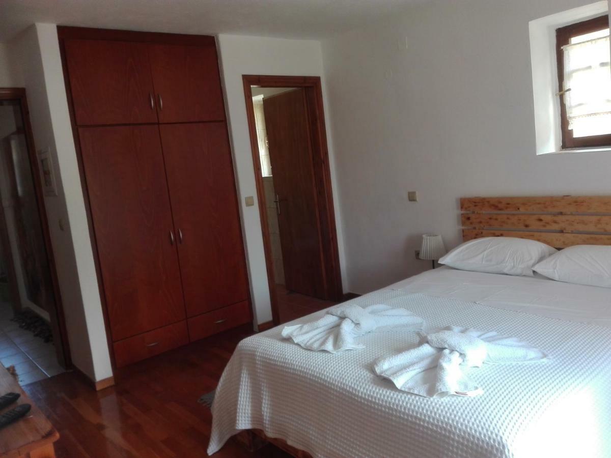 Xenonas Souliou Hotel Samonida Ngoại thất bức ảnh